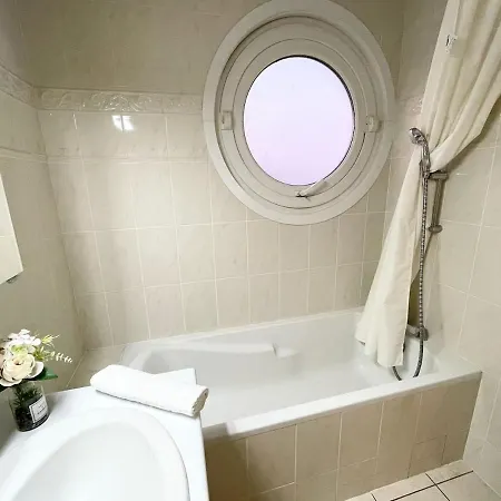 Le Fleur Magnifique Saint-louis * سا لووي